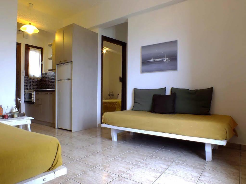 Christaras Apartments Vourvourou Exteriér fotografie