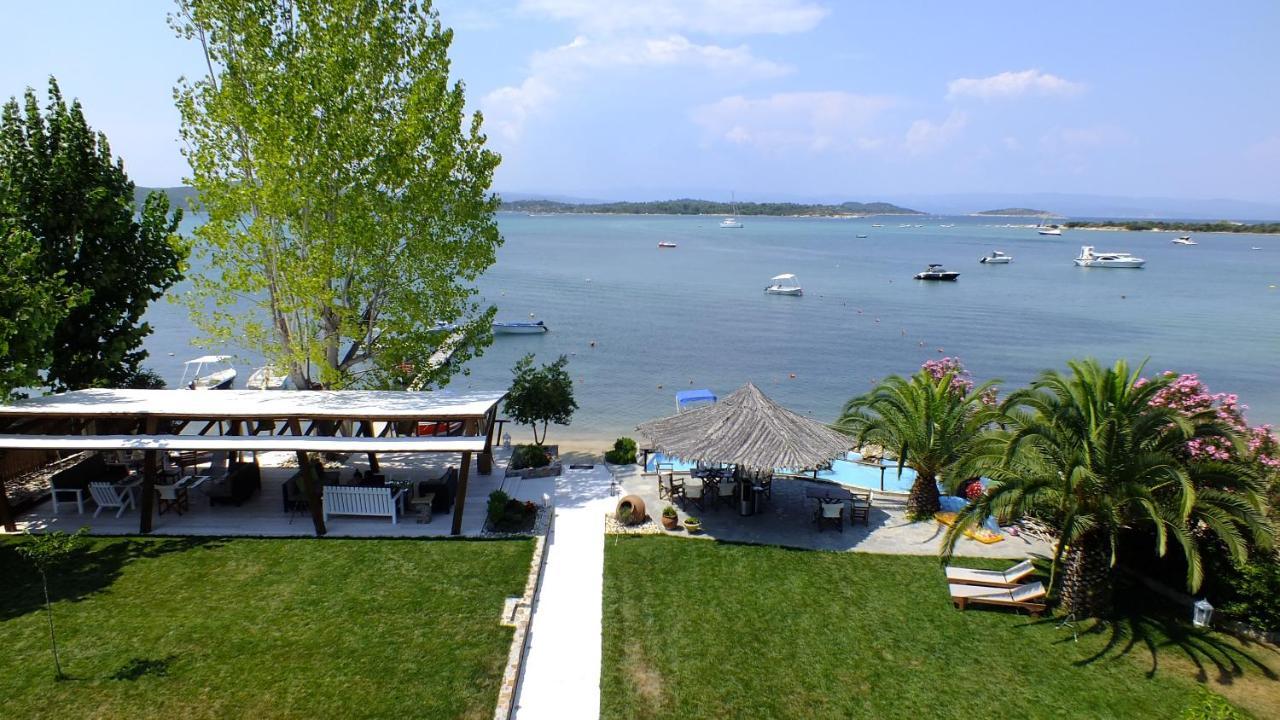 Christaras Apartments Vourvourou Exteriér fotografie